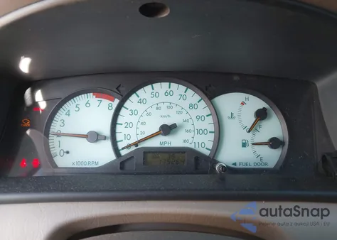 2004 Toyota Corolla Le z USA, uszkodzony, nr VIN 1NXBR32E14Z292891